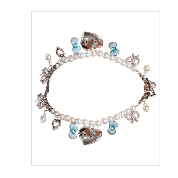 🎀 🎄Hello Kitty Heart Charm Necklace - Picture 2 of 3